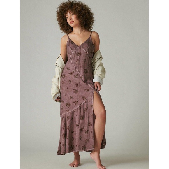 Lucky Brand Dresses & Skirts - Lucky Brand Burgundy Floral Midi Slip Dress Size XS V Neck Leg Slit